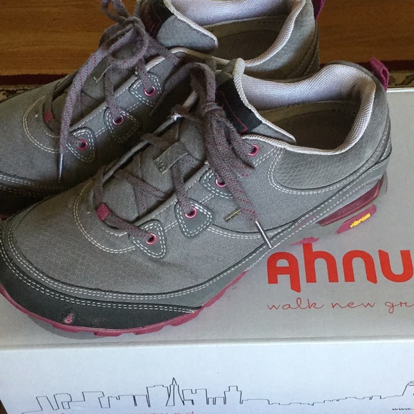 ahnu sugarpine shoes